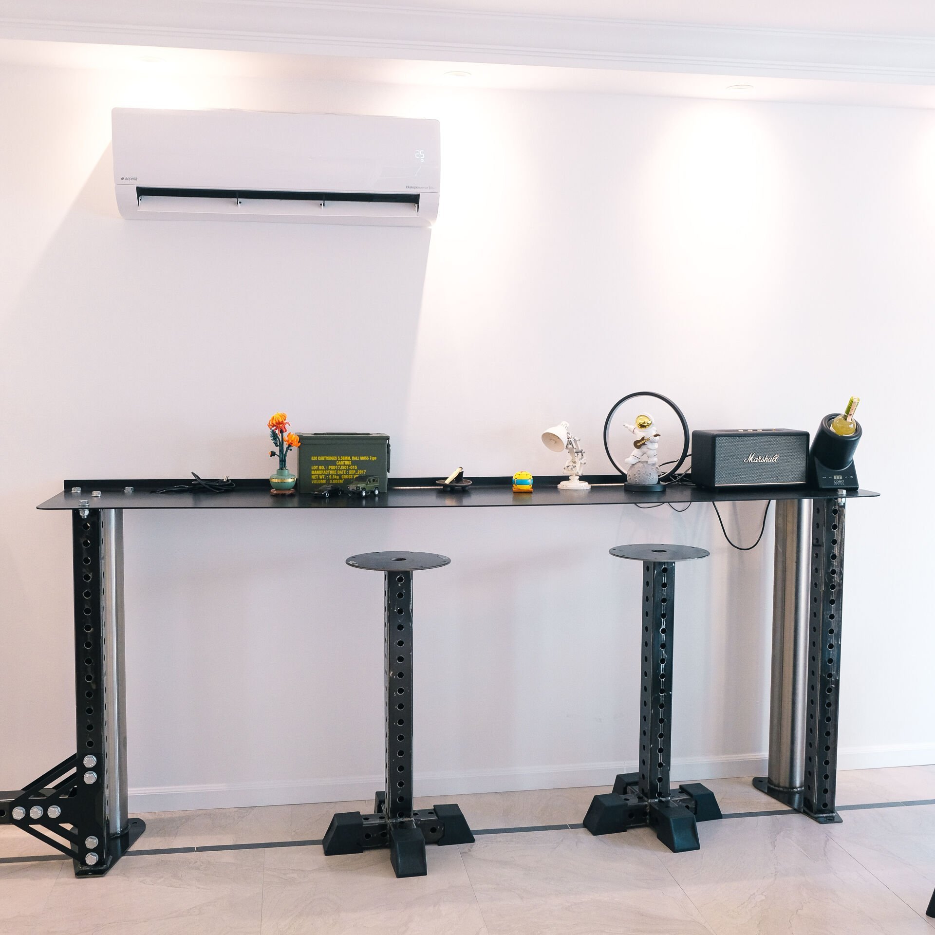 XWORKS Priz ve USB Girişli Endüstriyel Bar Ünitesi (GLX0005)