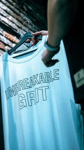 XWORKS Unbreakable Grit Oversize Tişört Ekru - Barbell Edition (TSX0004)