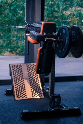 XWorks Pendulum Squat