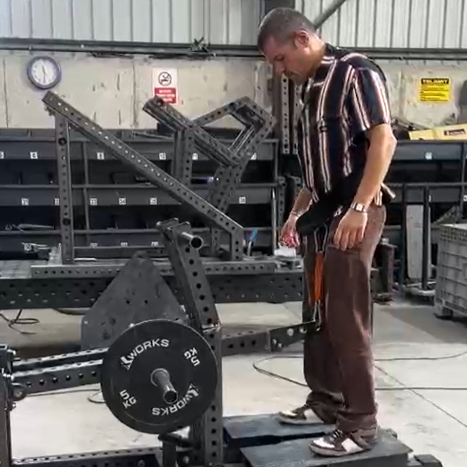 XWORKS Belt Squat – Konforlu ve Güvenli Kemerli Squat Makinesi (FWX0802)