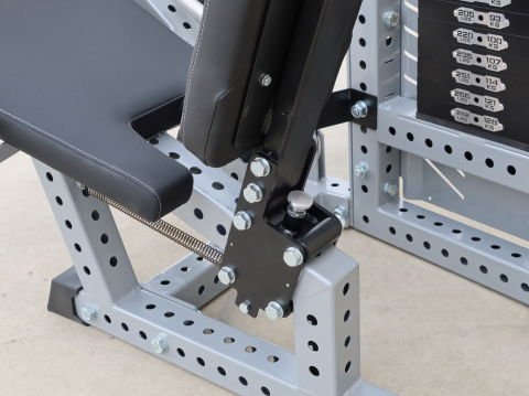 XWorks Seated Leg Extension - Curl Combo