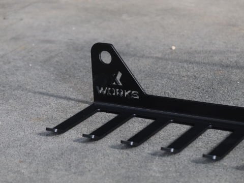 XWORKS Aksesuar Askısı – Duvar ve İstasyon Montajlı Aparat (FWA9010)